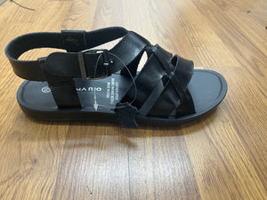 Men's Cross Strap Buckle Leather Sandals; Black